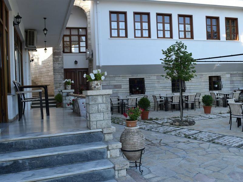 Hotel Bineri Gjirokastra Zewnętrze zdjęcie